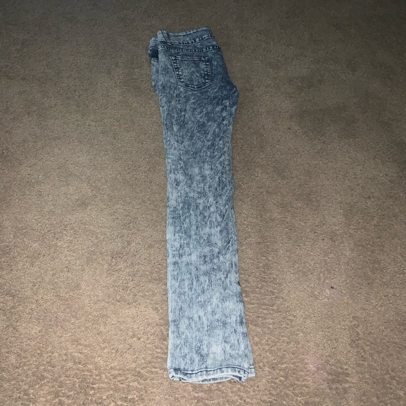 Jeans - Picture 3 of 6